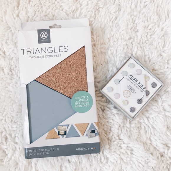 Other - Triangle Cork Boards with Cute Push Pins